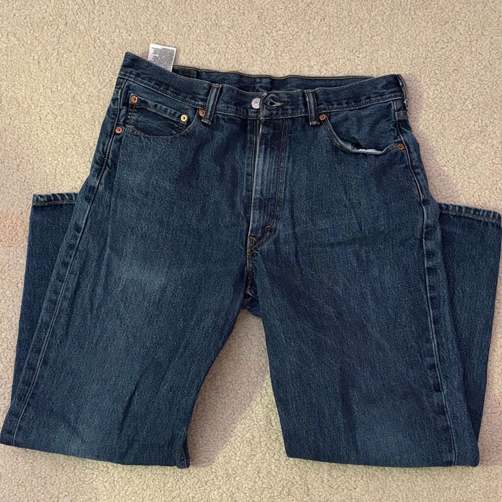 Men’s Levis 550 W35 L30